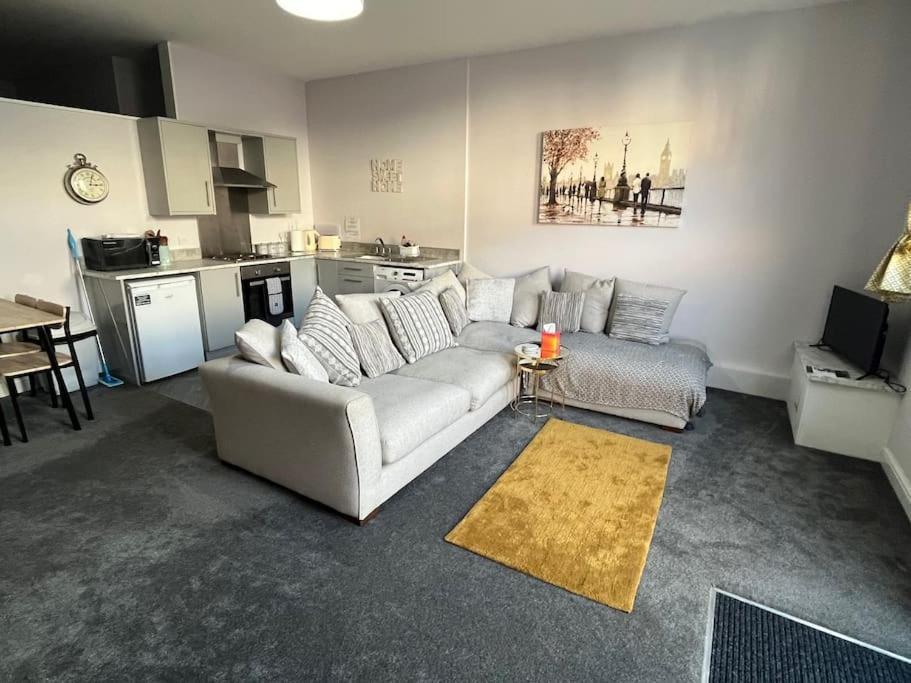 The Print Room, 1 Bedroom Ground Floor Apartment คาร์ลไอเอิล ภายนอก รูปภาพ